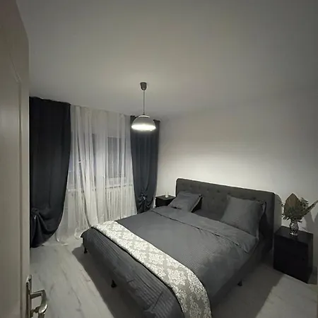2 Dormitoare Ultracentral Modern